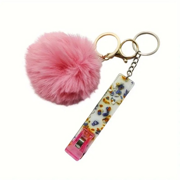 Card Grabber Keychain For Long Nails - Picture 5 of 5
